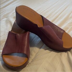 KORK-EASE  Women's Wine Leather Mules